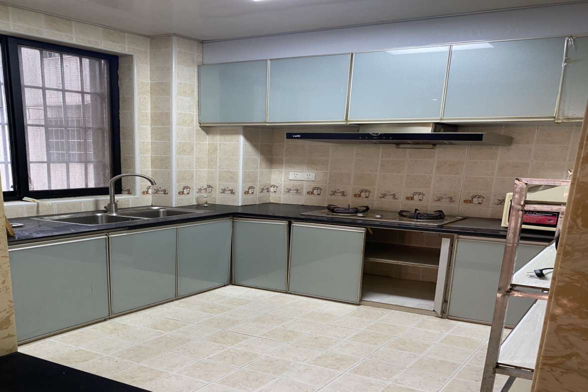 香格里拉  3室2厅2卫    2500.0元/月室内图