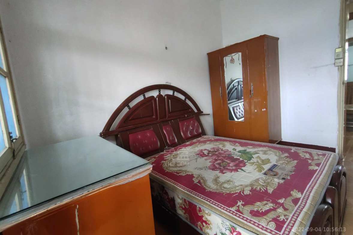 白石港散盘  3室1厅1卫    1000.0元/月室内图