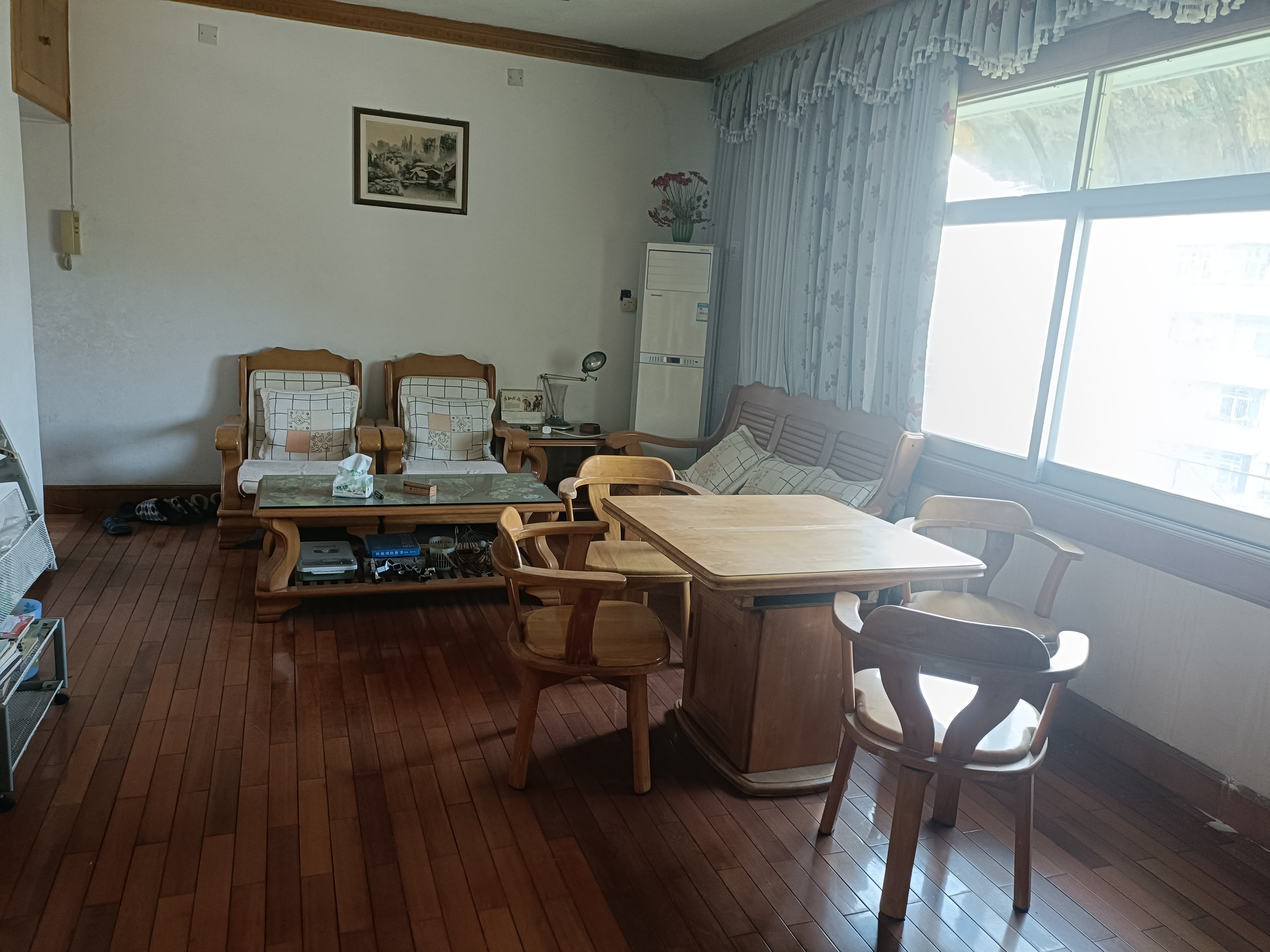 418家属区  3室2厅1卫   38.80万
