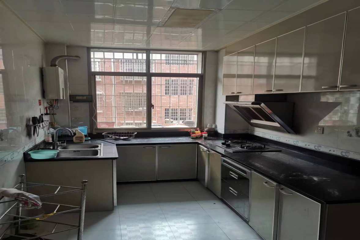 人和小区（小科七、九、十号地人和小区）  3室2厅2卫    1300.0元/月室内图