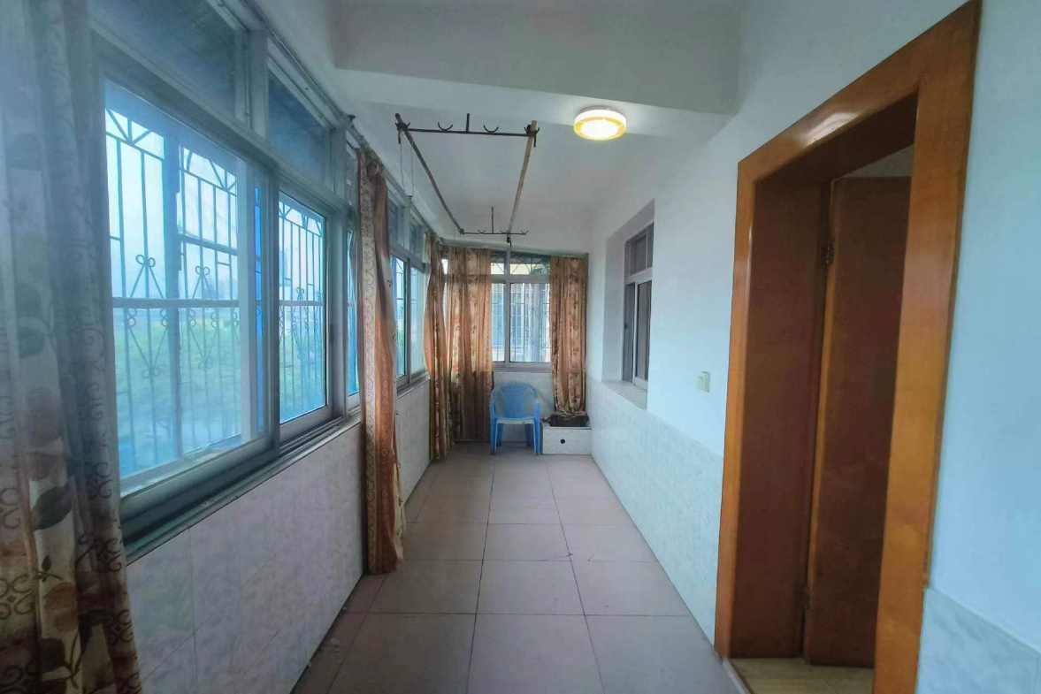 全丰小区  3室2厅1卫   950.00元/月室内图