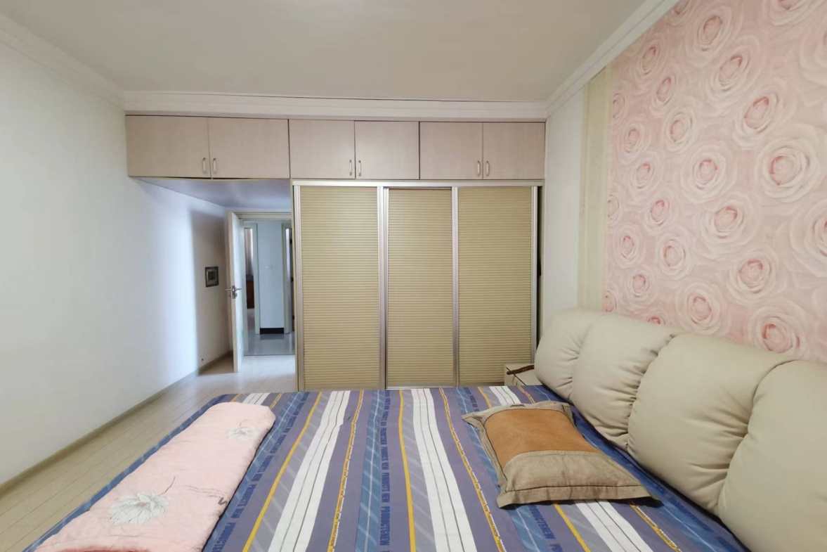 银海花园  3室2厅2卫   68.80万室内图