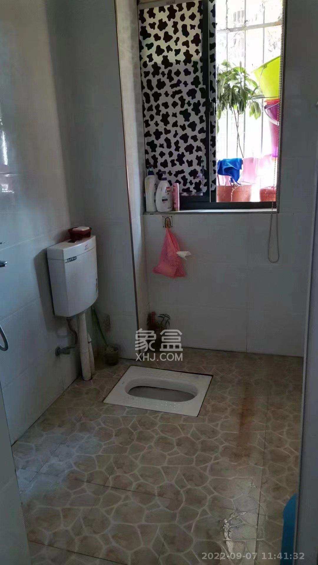 凯姆国际  2室1厅1卫    2200.0元/月室内图
