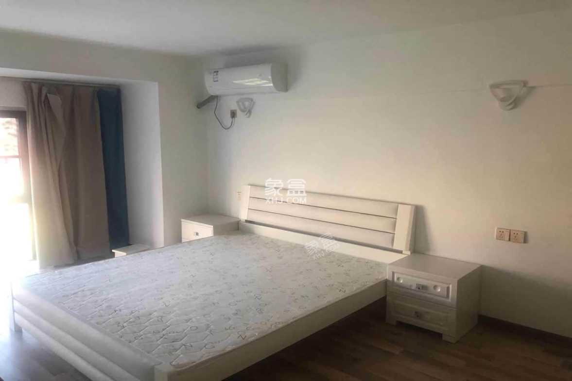 桃花缘  1室1厅1卫    1500.0元/月 桃花缘  1室1厅1卫    1500.0元/月小区图