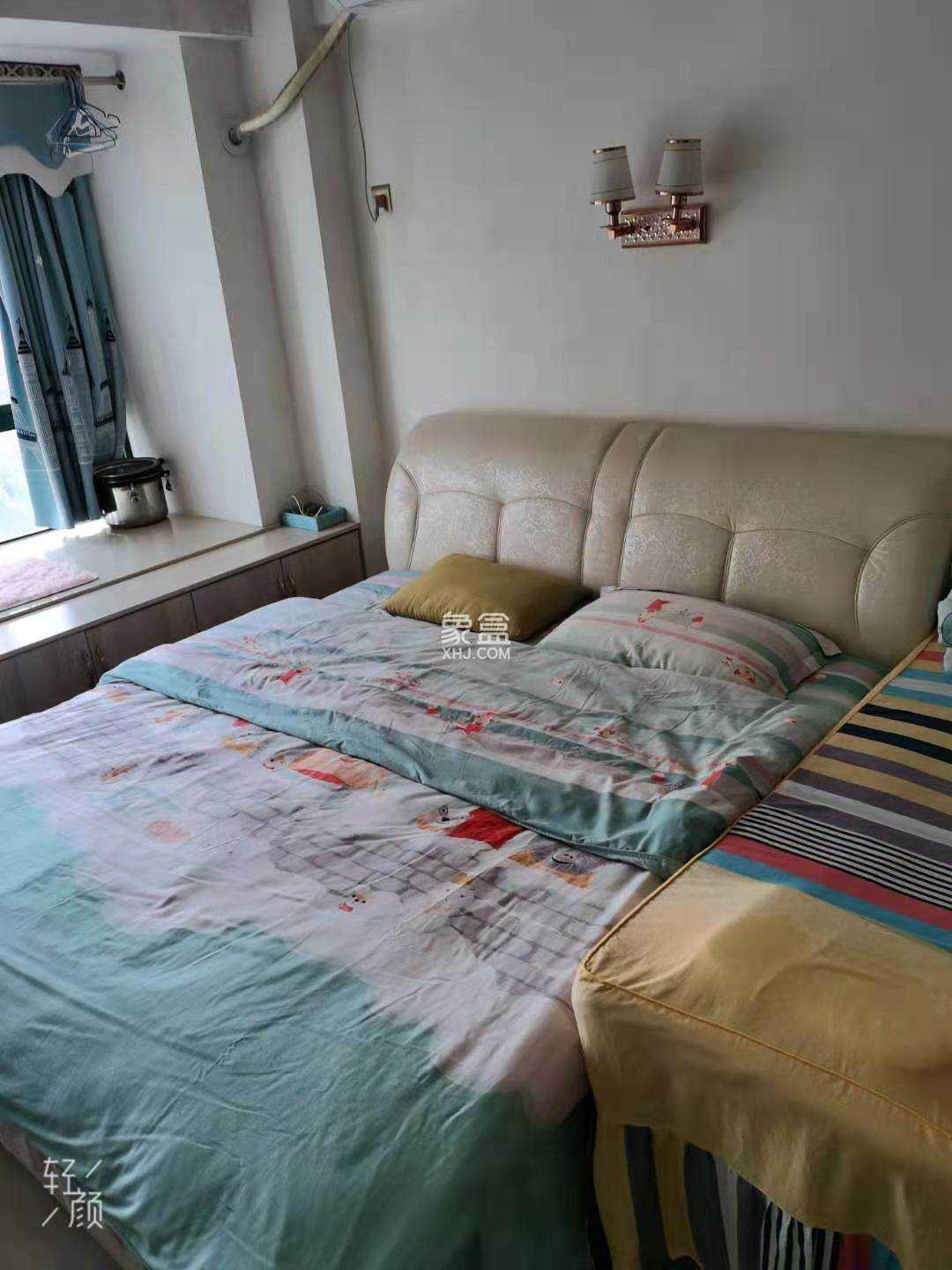 云顶上品  1室1厅1卫   1100.00元/月室内图