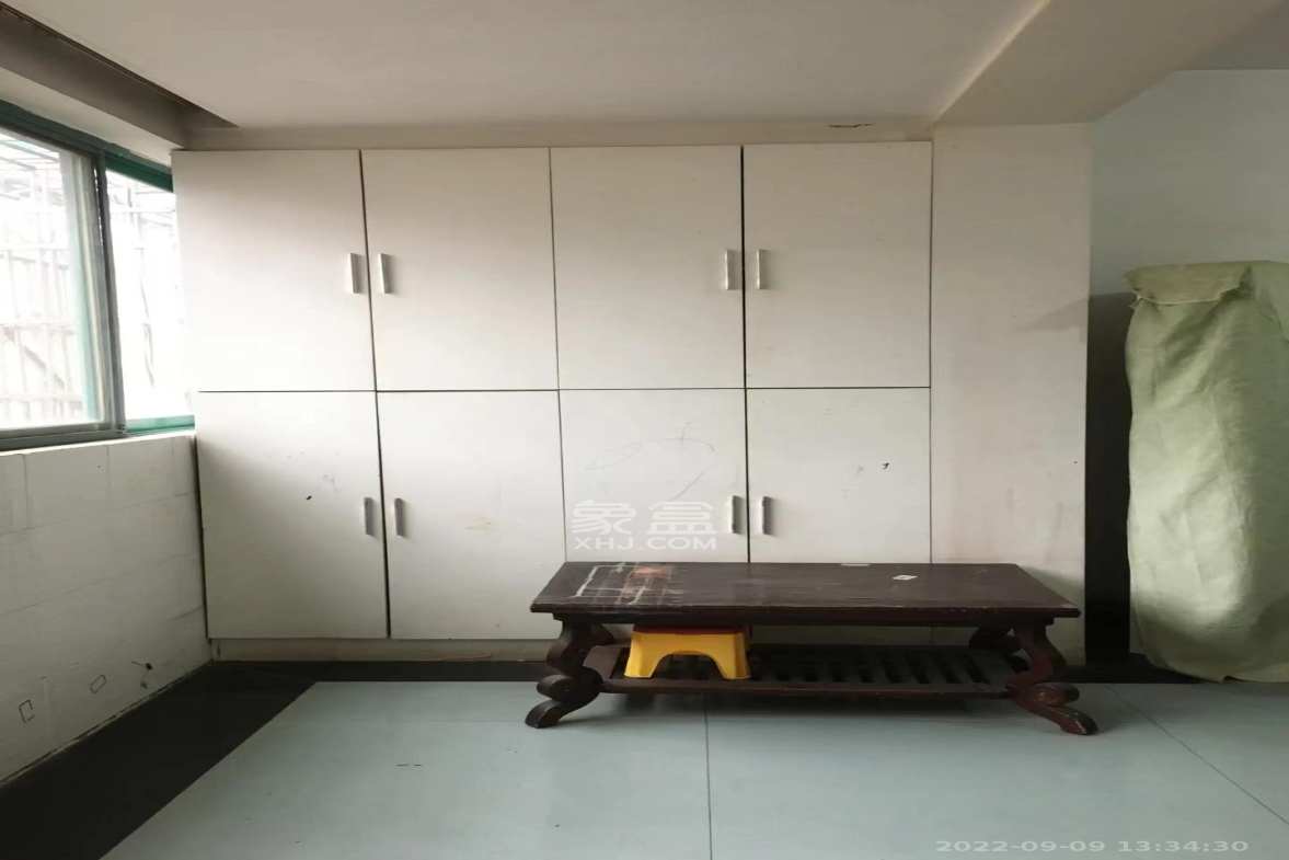 三湘小区  3室2厅1卫    1800.0元/月室内图