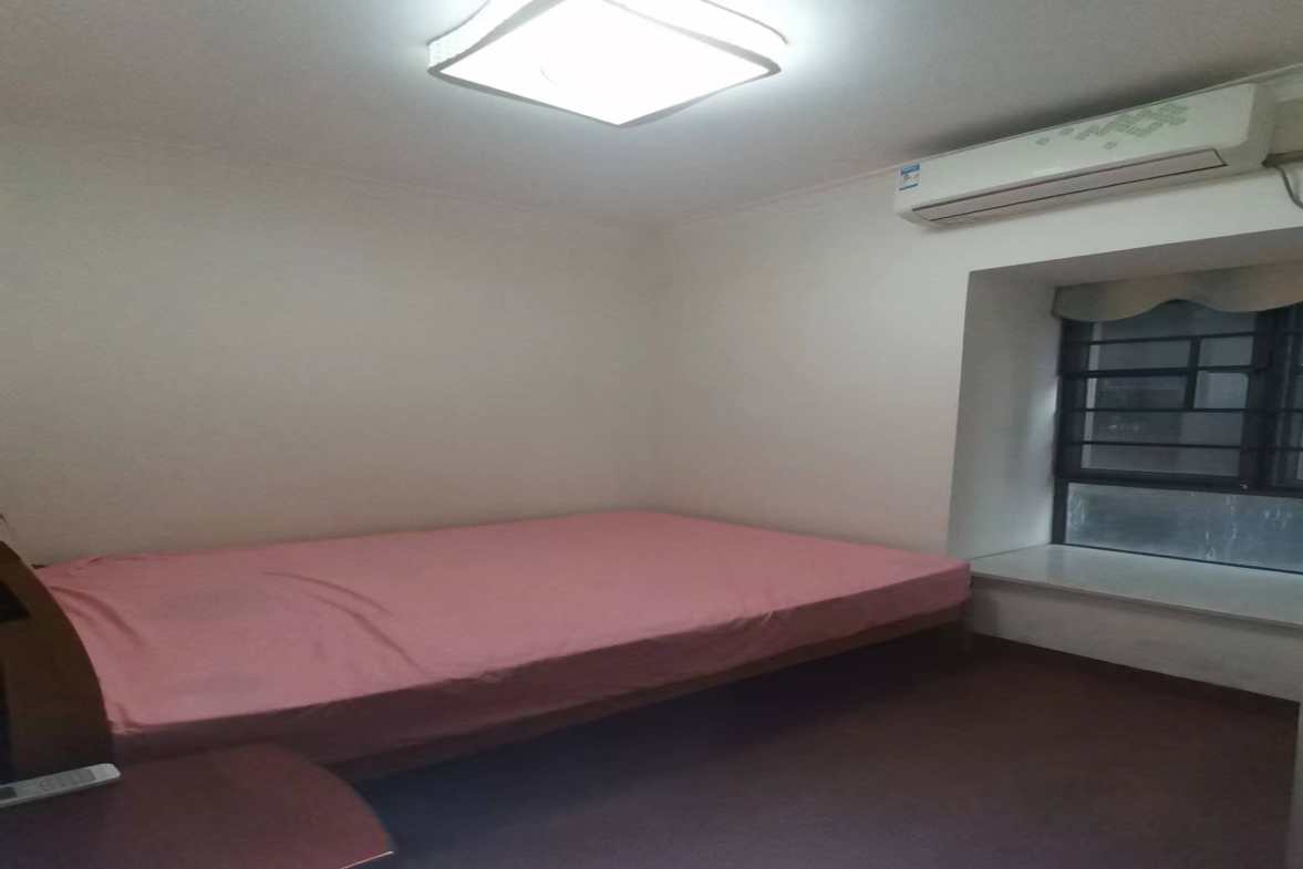 愉景湾东域  3室2厅1卫   1800.00元/月室内图