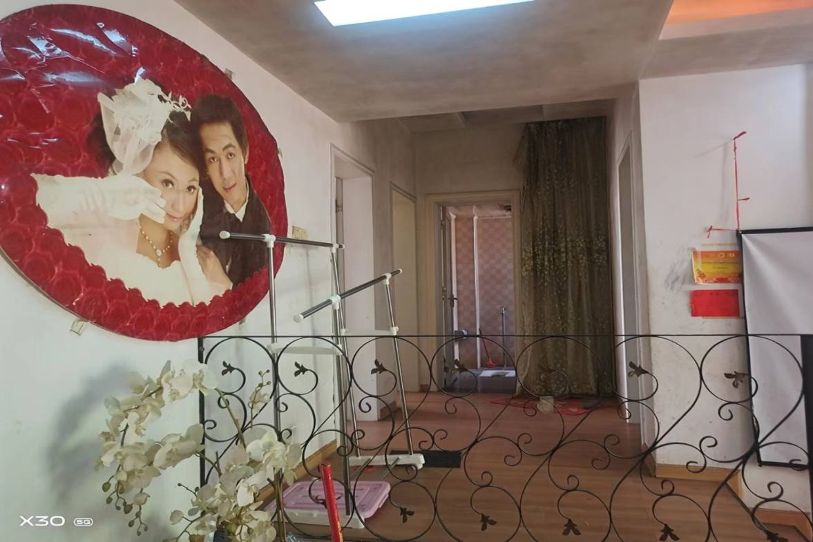 加州阳光小区(吉星阳光)  3室2厅2卫    1500.0元/月 加州阳光小区(吉星阳光)  3室2厅2卫    1500.0元/月室内图