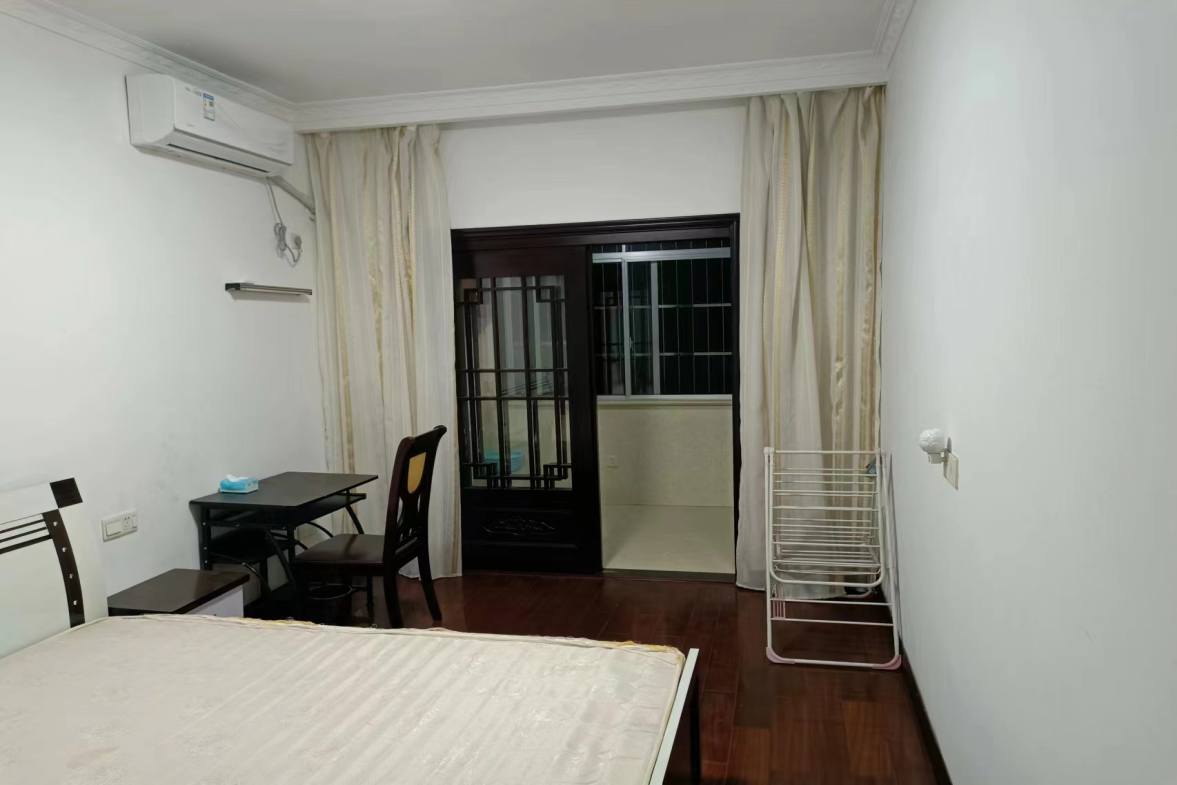 良万社区（良家小区）  2室1厅1卫    1600.0元/月室内图