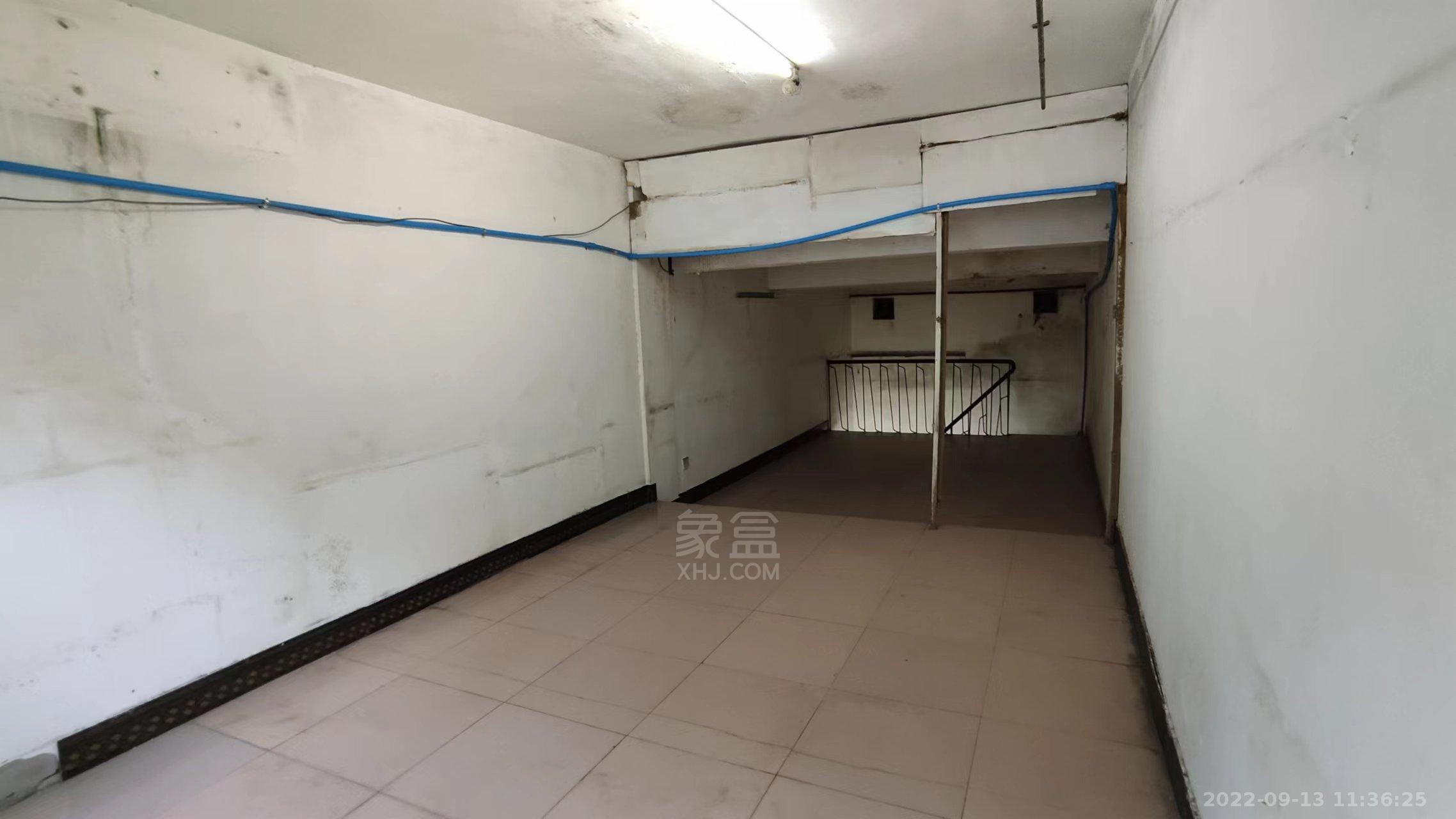 建设北路散盘   66.0㎡      3300.0元/月室内图