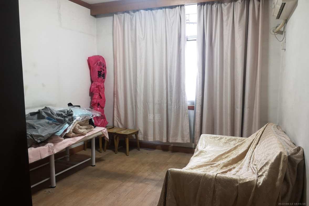 桠枝塘九村 2室1厅1卫 1.2元/月 桠枝塘九村 2室1厅1卫 1.2元/月室内图