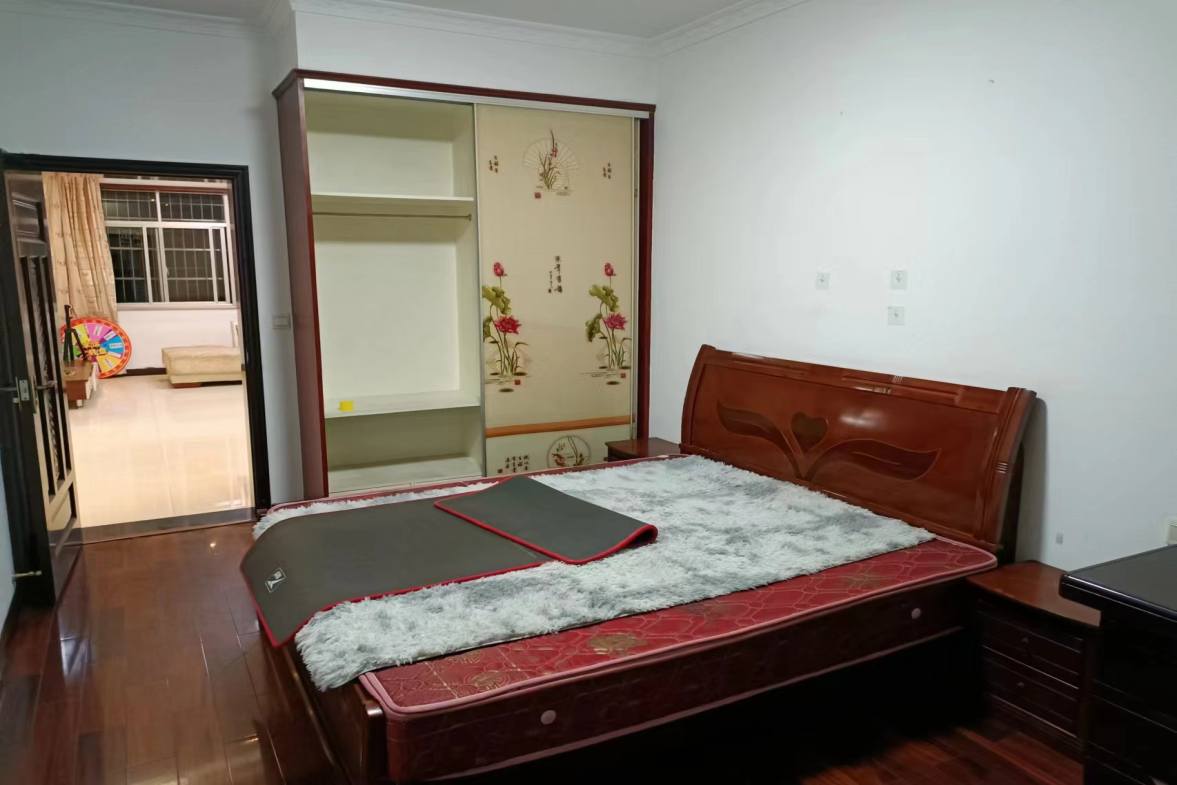 良万社区（良家小区）  2室1厅1卫    1600.0元/月室内图