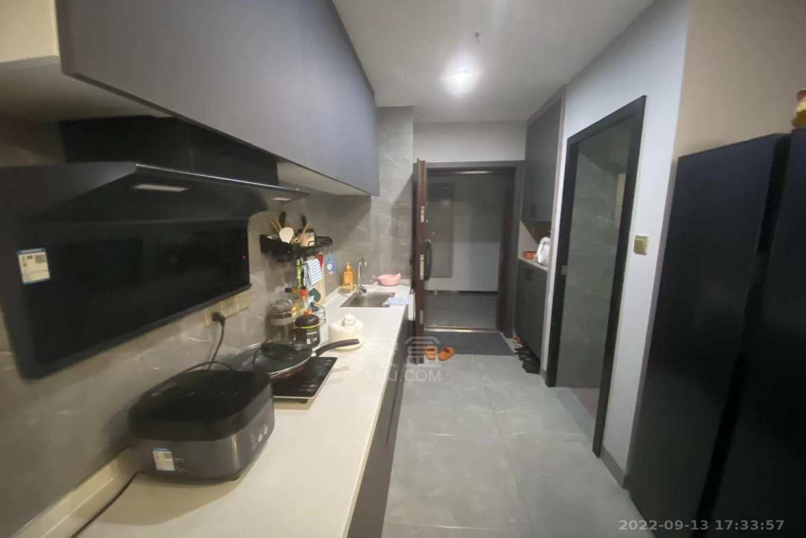 朗廷览江  1室1厅1卫    2100.0元/月室内图