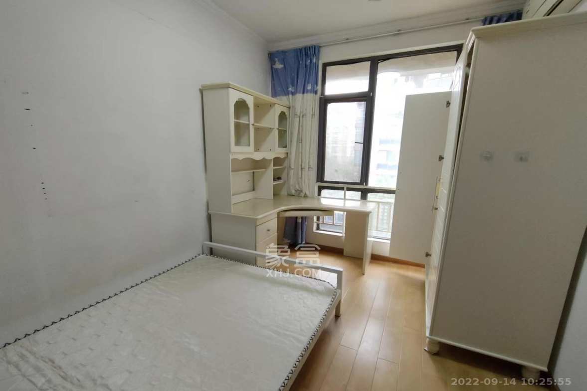 仁和香堤雅境  3室2厅2卫    2800.0元/月室内图