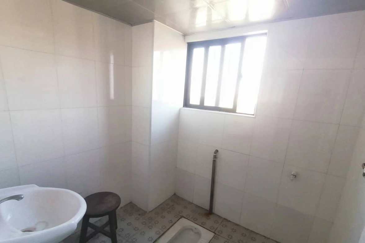 名仕华府  2室2厅1卫   1200.00元/月室内图