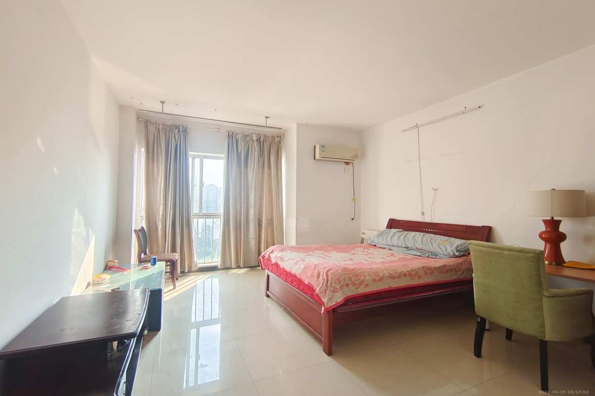 鸿益广场  1室1厅1卫   800.00元/月室内图1