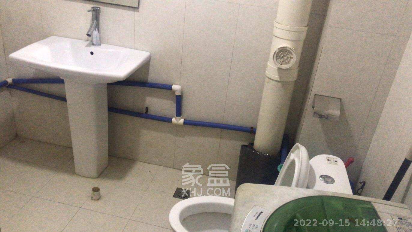 东上一品  1室1厅1卫    1500.0元/月室内图