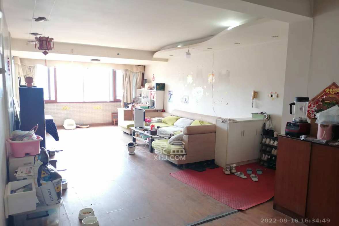 翡翠林居  3室2厅2卫   1800.00元/月室内图
