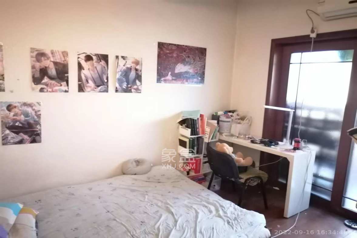 翡翠林居  3室2厅2卫   1800.00元/月室内图