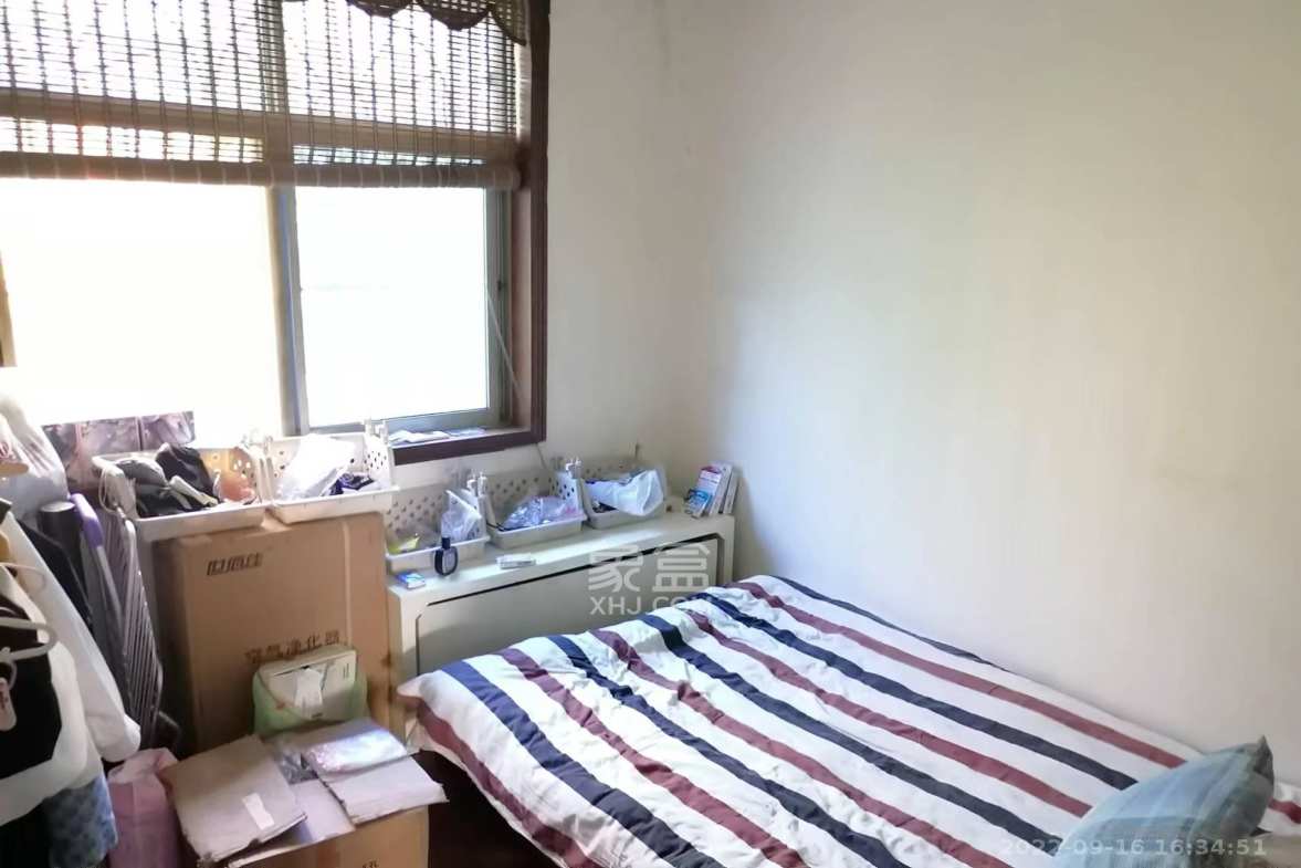 翡翠林居  3室2厅2卫   1800.00元/月室内图