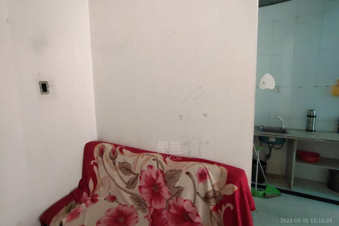 湘禄大酒店 1室1厅1卫 1200.00元/月 湘禄大酒店 1室1厅1卫 1200.00元/月小区图