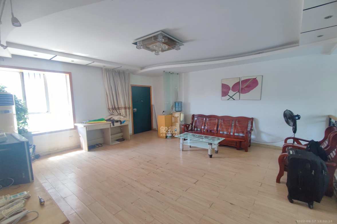 丝茅冲邮电一巷  3室1厅1卫   1800.00元/月室内图1