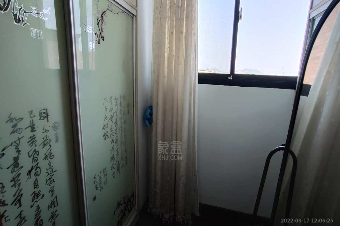 香博堡  3室2厅1卫    1600.0元/月 香博堡  3室2厅1卫    1600.0元/月小区图