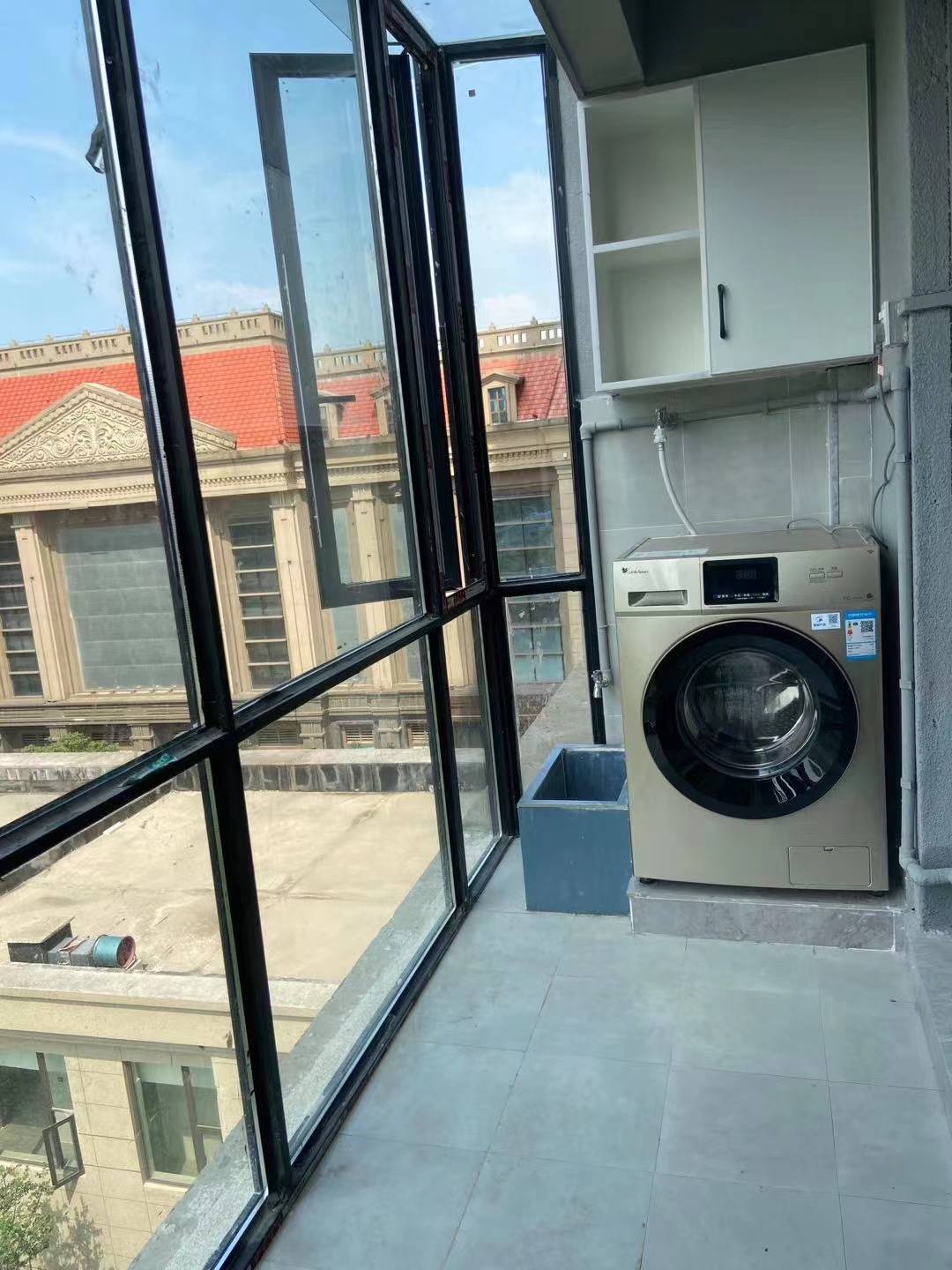 恒大绿洲  1室1厅1卫    1600.0元/月室内图