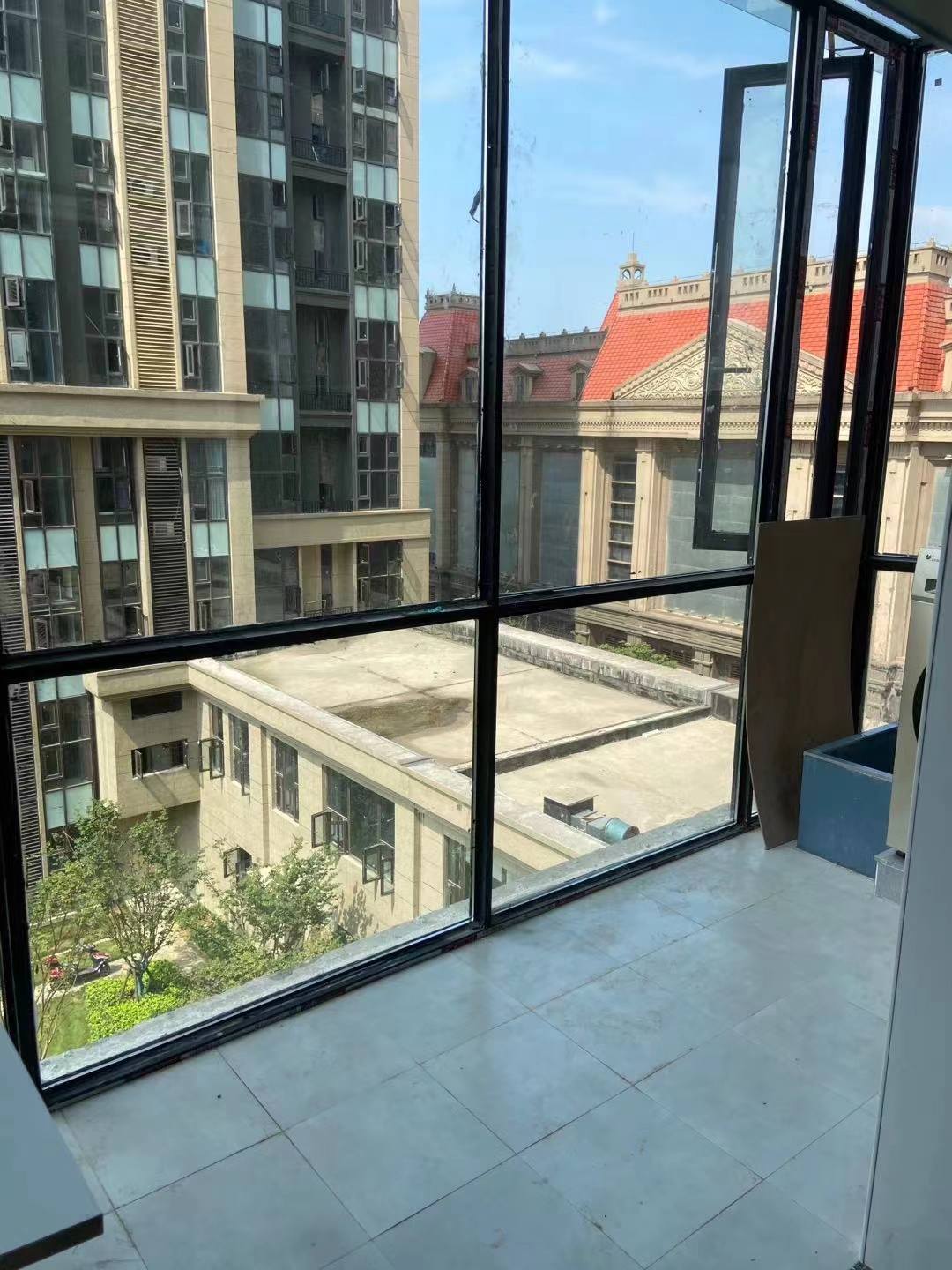 恒大绿洲  1室1厅1卫    1600.0元/月室内图