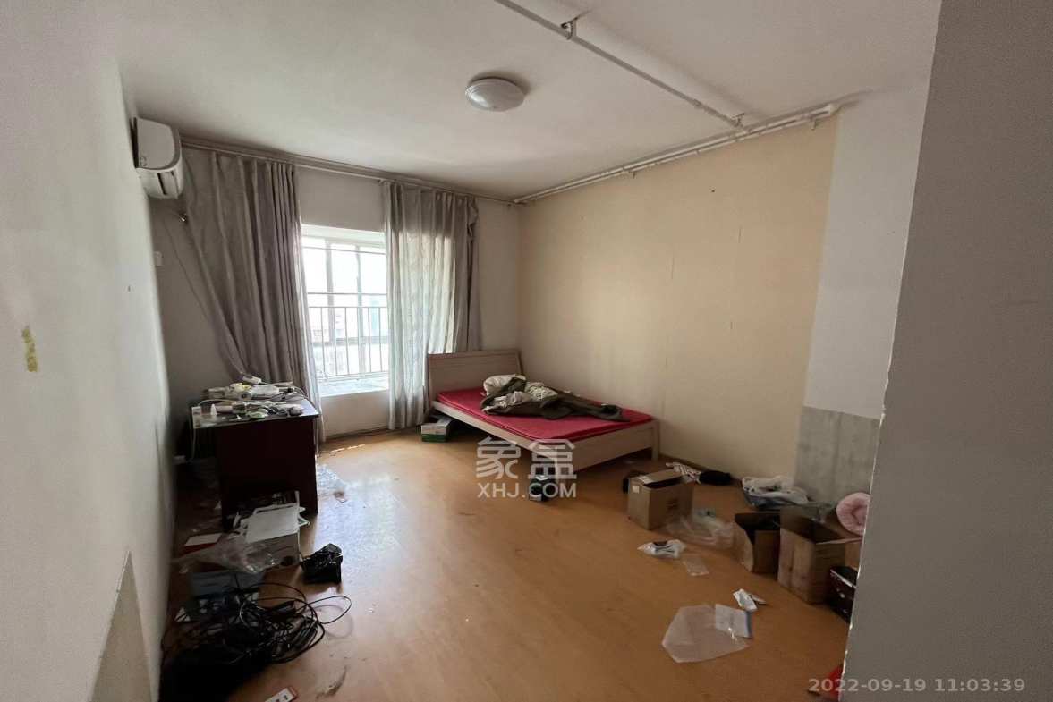 香樟景苑  4室2厅2卫    3300.0元/月室内图