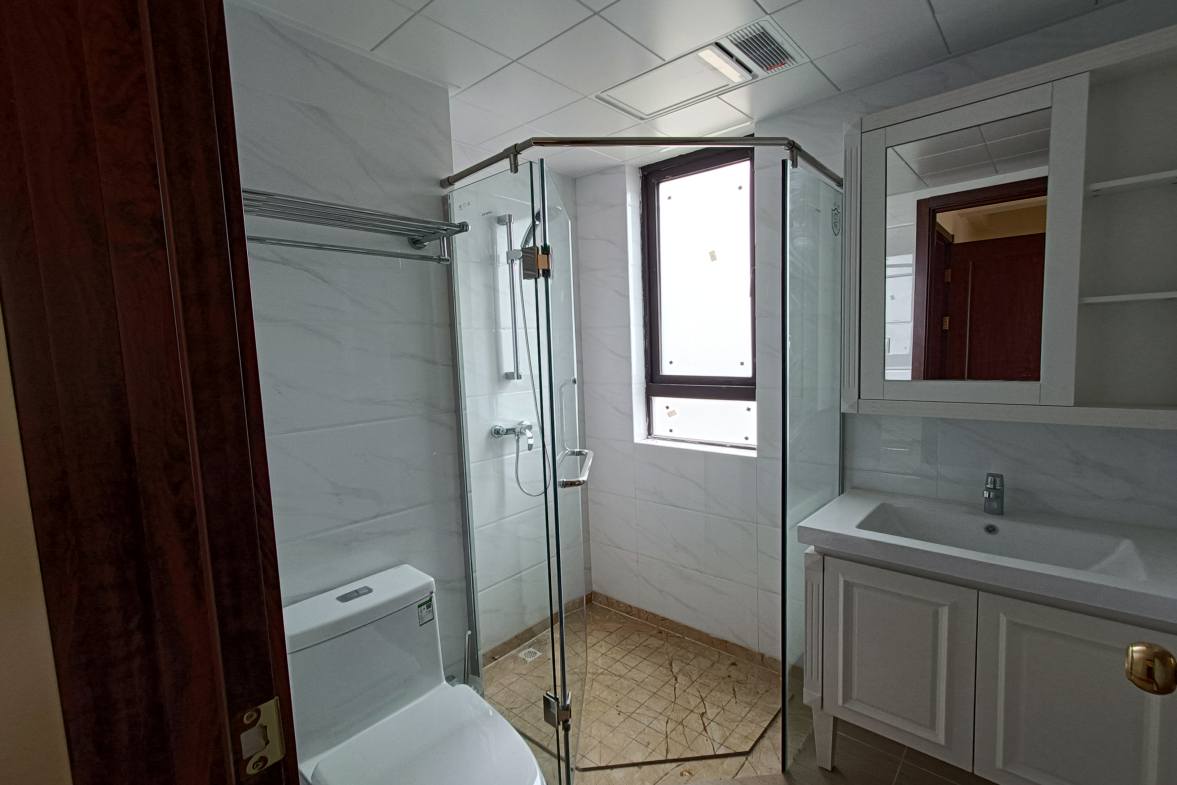 碧桂园娄星府 4室2厅2卫 1550.0元/月 碧桂园娄星府 4室2厅2卫 1550.0元/月室内图