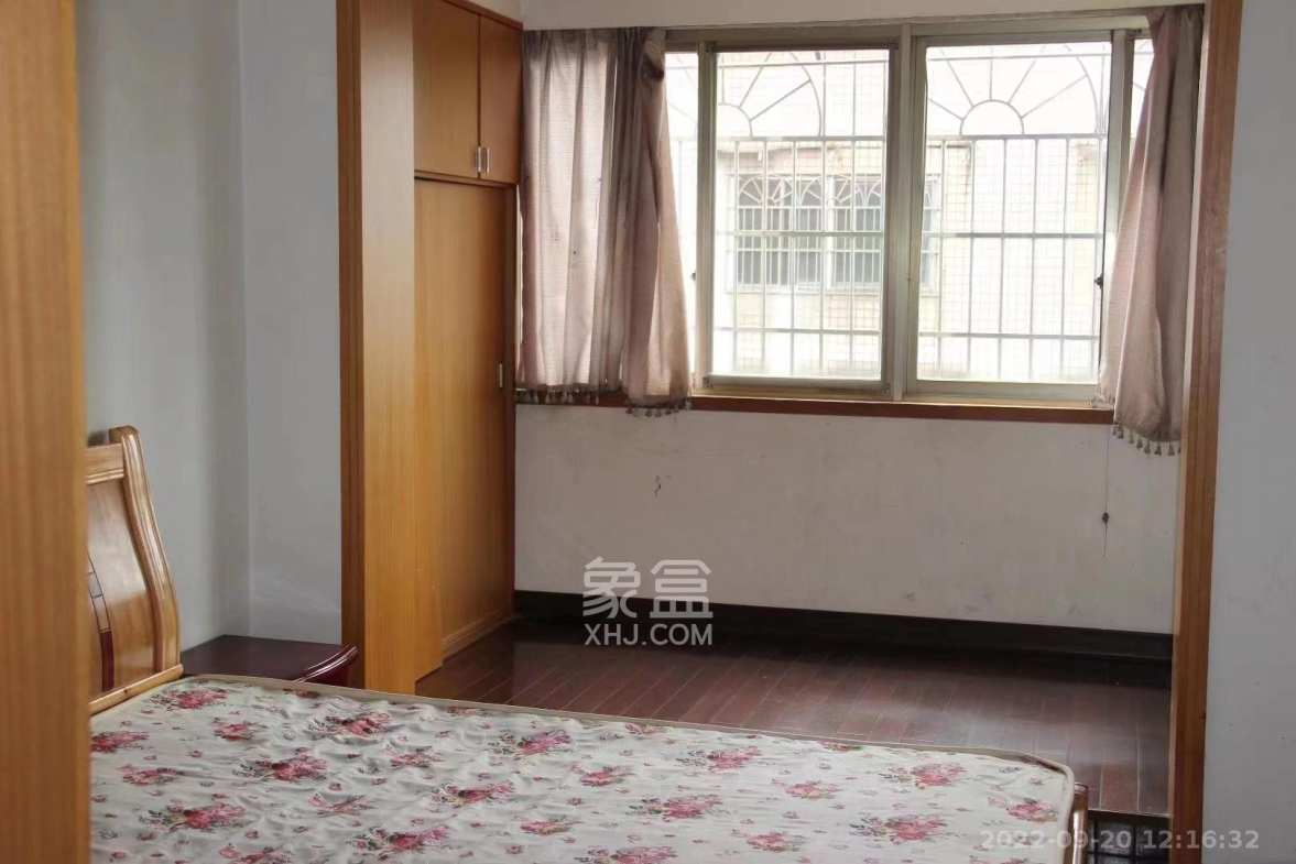 丽都苑  3室2厅2卫    1800.0元/月室内图