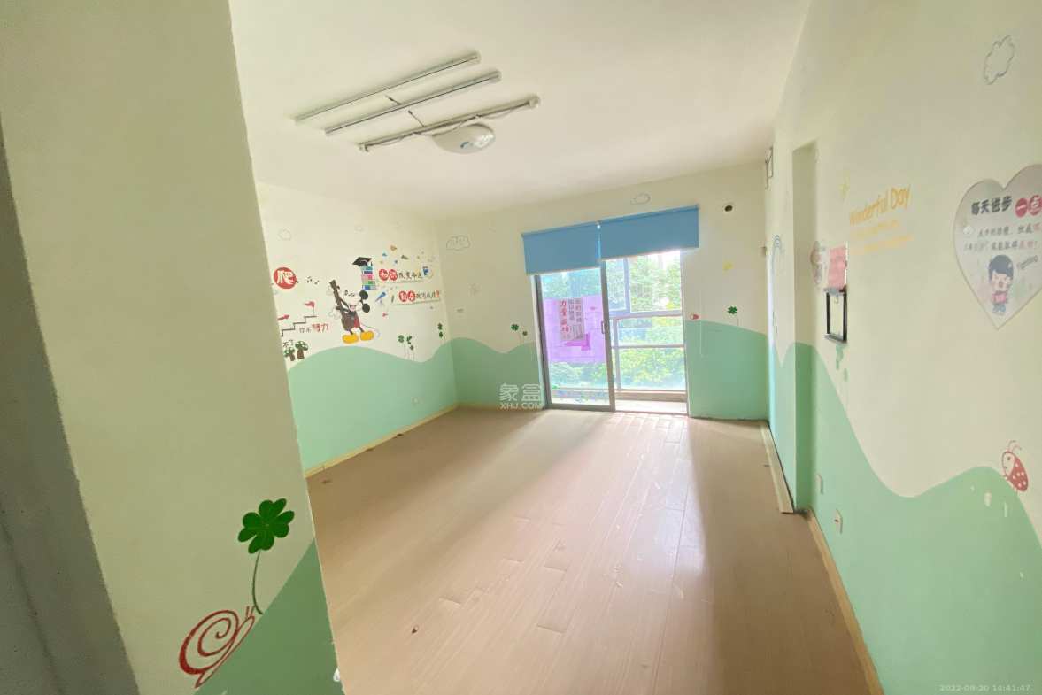建鸿达华都（华都小户型及大华写字楼）  4室2厅1卫    4500.0元/月室内图