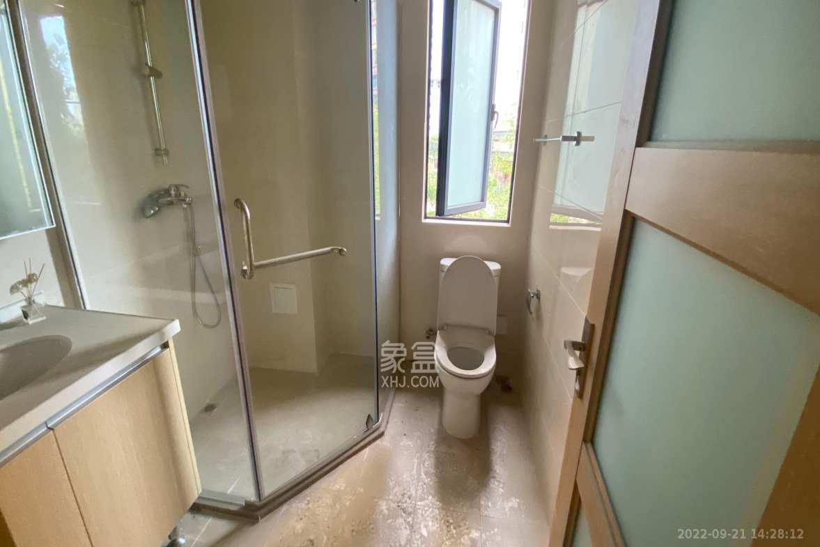 兰亭湾畔  4室2厅2卫    3000.0元/月室内图