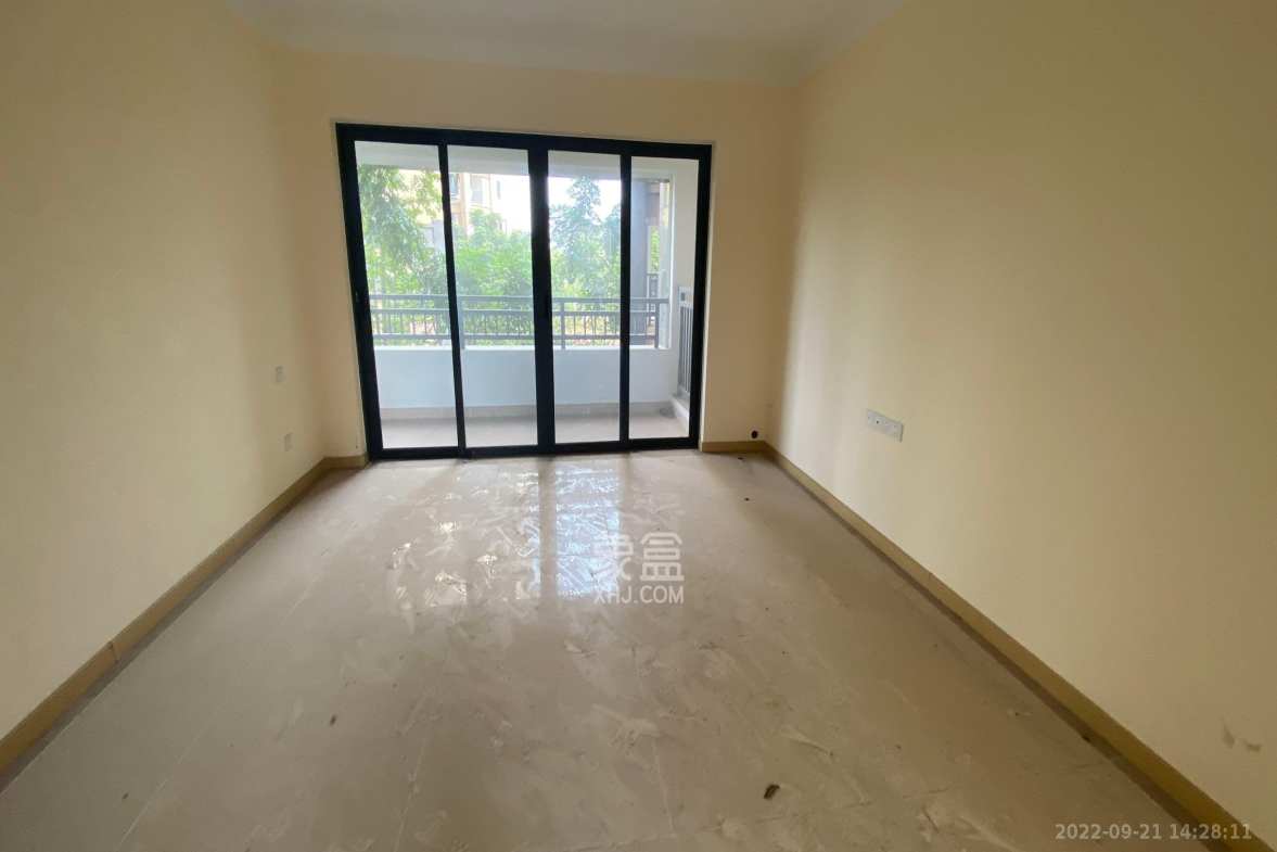 兰亭湾畔  4室2厅2卫    3000.0元/月室内图