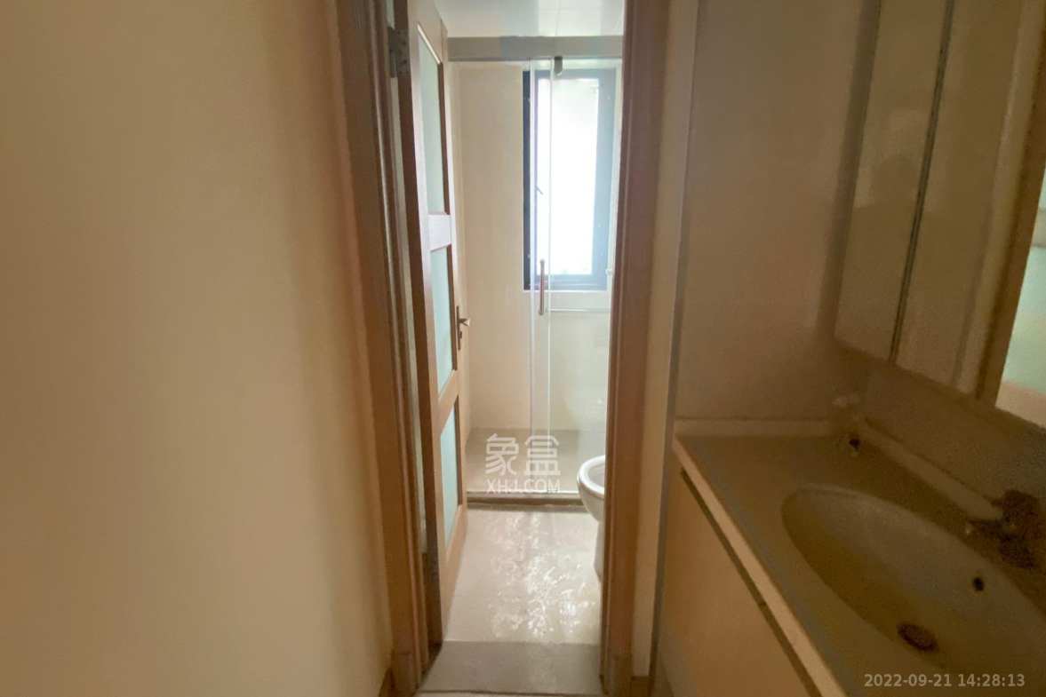 兰亭湾畔  4室2厅2卫    3000.0元/月室内图