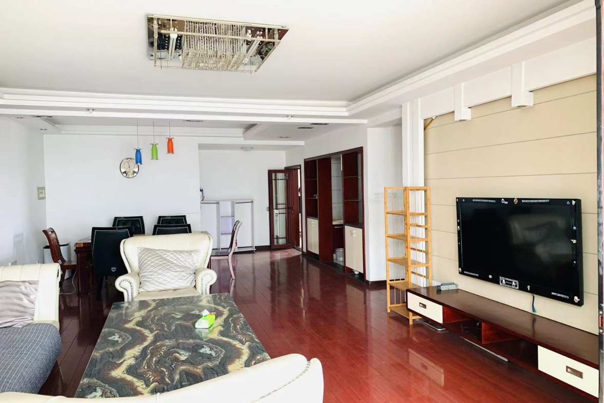 水榭花城中城  4室2厅2卫    3000.0元/月室内图