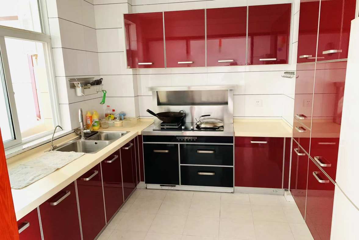 水榭花城中城  4室2厅2卫    3000.0元/月室内图