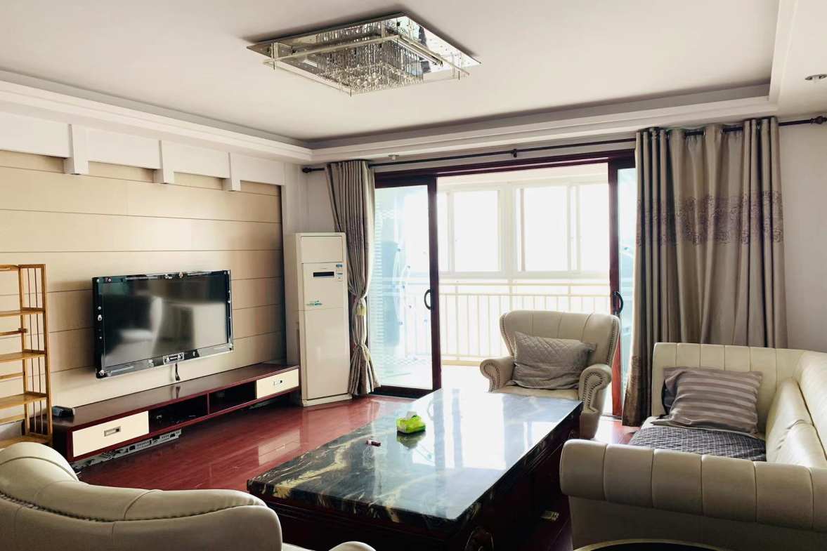 水榭花城中城  4室2厅2卫    3000.0元/月室内图1