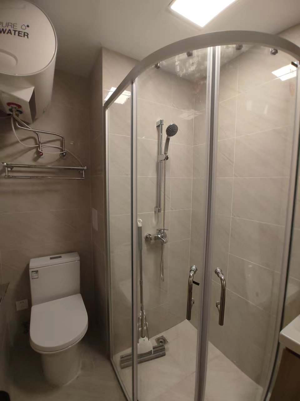 碧桂园衡州盛世  1室1厅1卫    1400.0元/月室内图