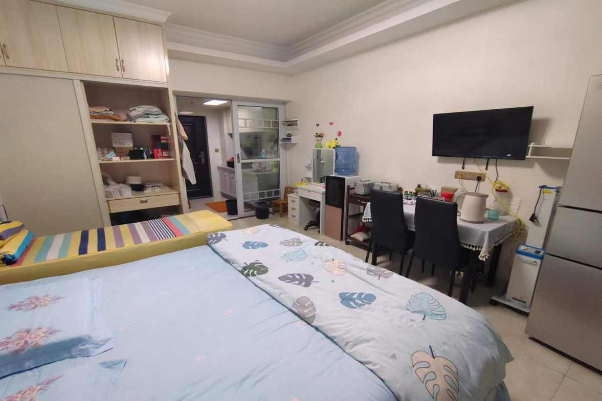 云顶上品  1室1厅1卫   1200.00元/月室内图
