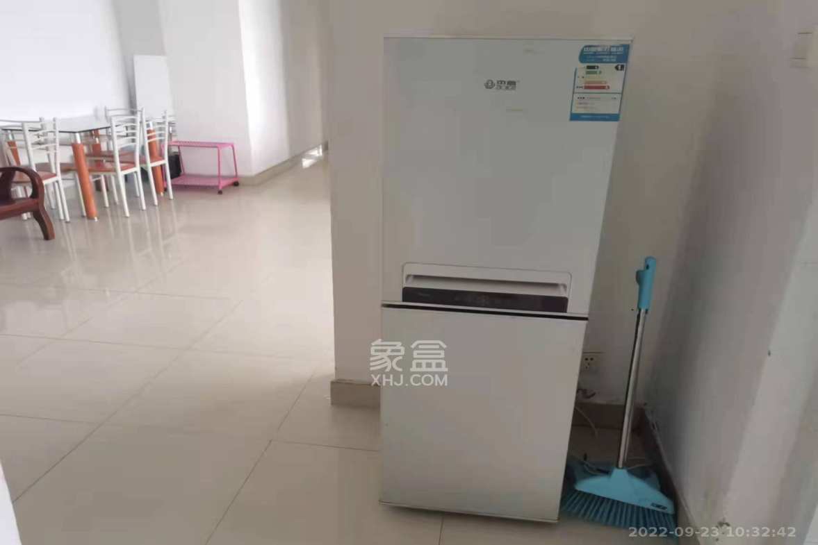 楚天馨苑  3室1厅1卫    1600.0元/月室内图