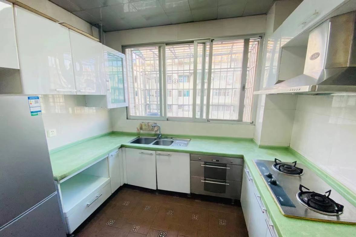 锦泰苑 4室2厅2卫 2500.0元/月 锦泰苑 4室2厅2卫 2500.0元/月室内图