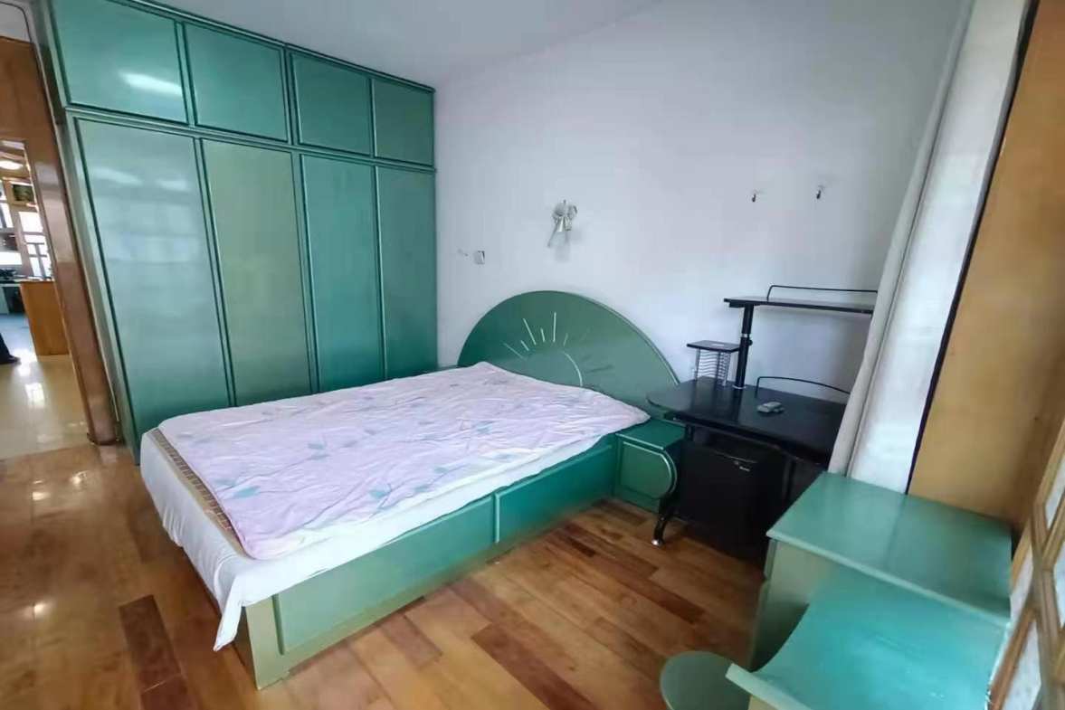 奶牛山小区  2室2厅1卫    32.0万室内图