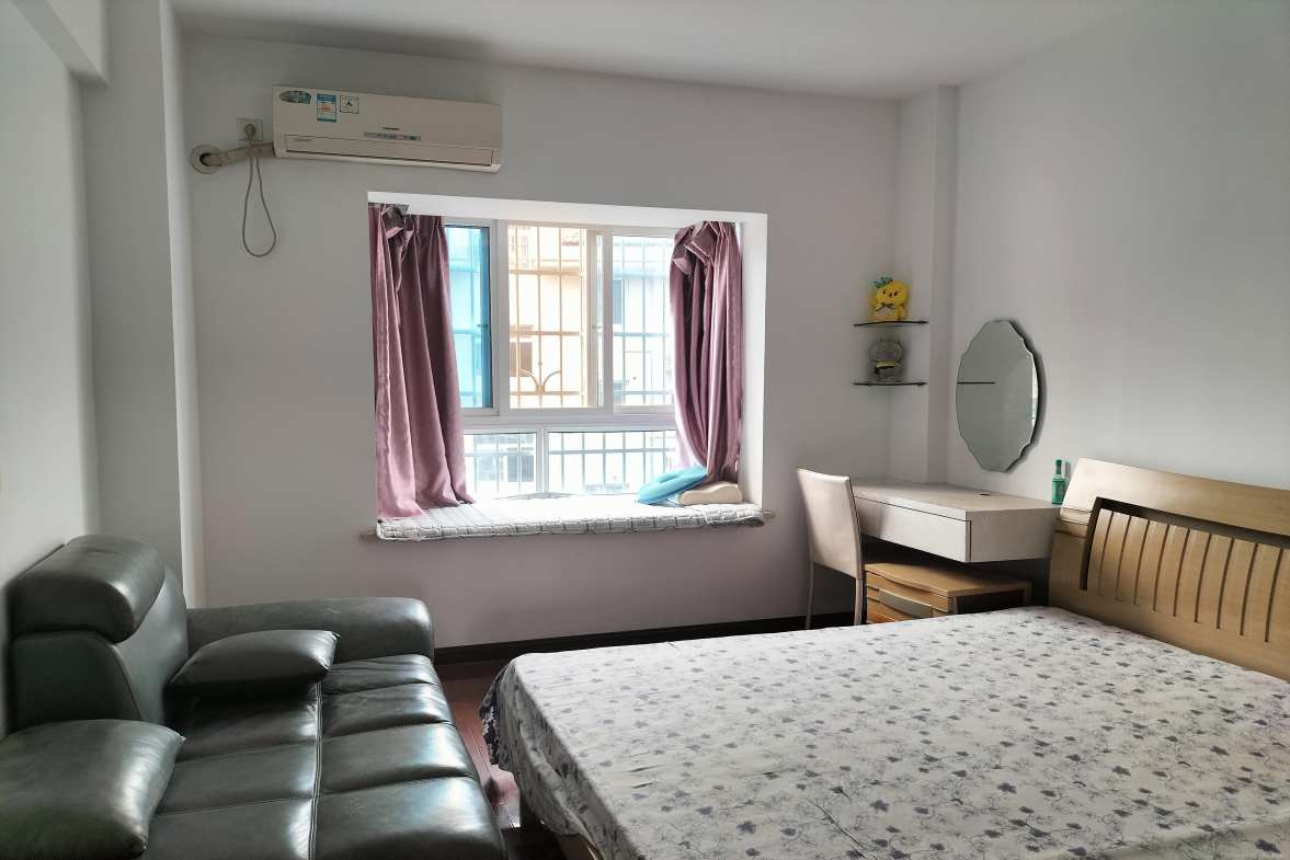 金汇园(鄱馨苑、省国税局单位房) 2室2厅1卫 2000.0元/月 金汇园(鄱馨苑、省国税局单位房) 2室2厅1卫 2000.0元/月室内图