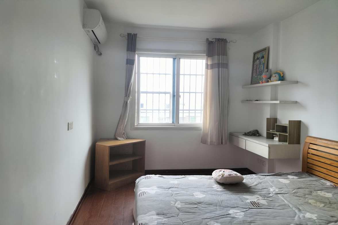 金汇园(鄱馨苑、省国税局单位房) 2室2厅1卫 2000.0元/月 金汇园(鄱馨苑、省国税局单位房) 2室2厅1卫 2000.0元/月室内图