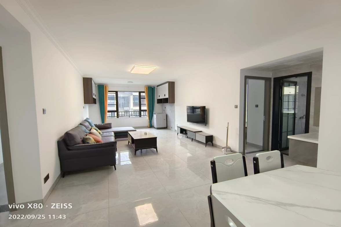 龙湖双珑原著 3室2厅2卫 2000.0元/月 龙湖双珑原著 3室2厅2卫 2000.0元/月室内图