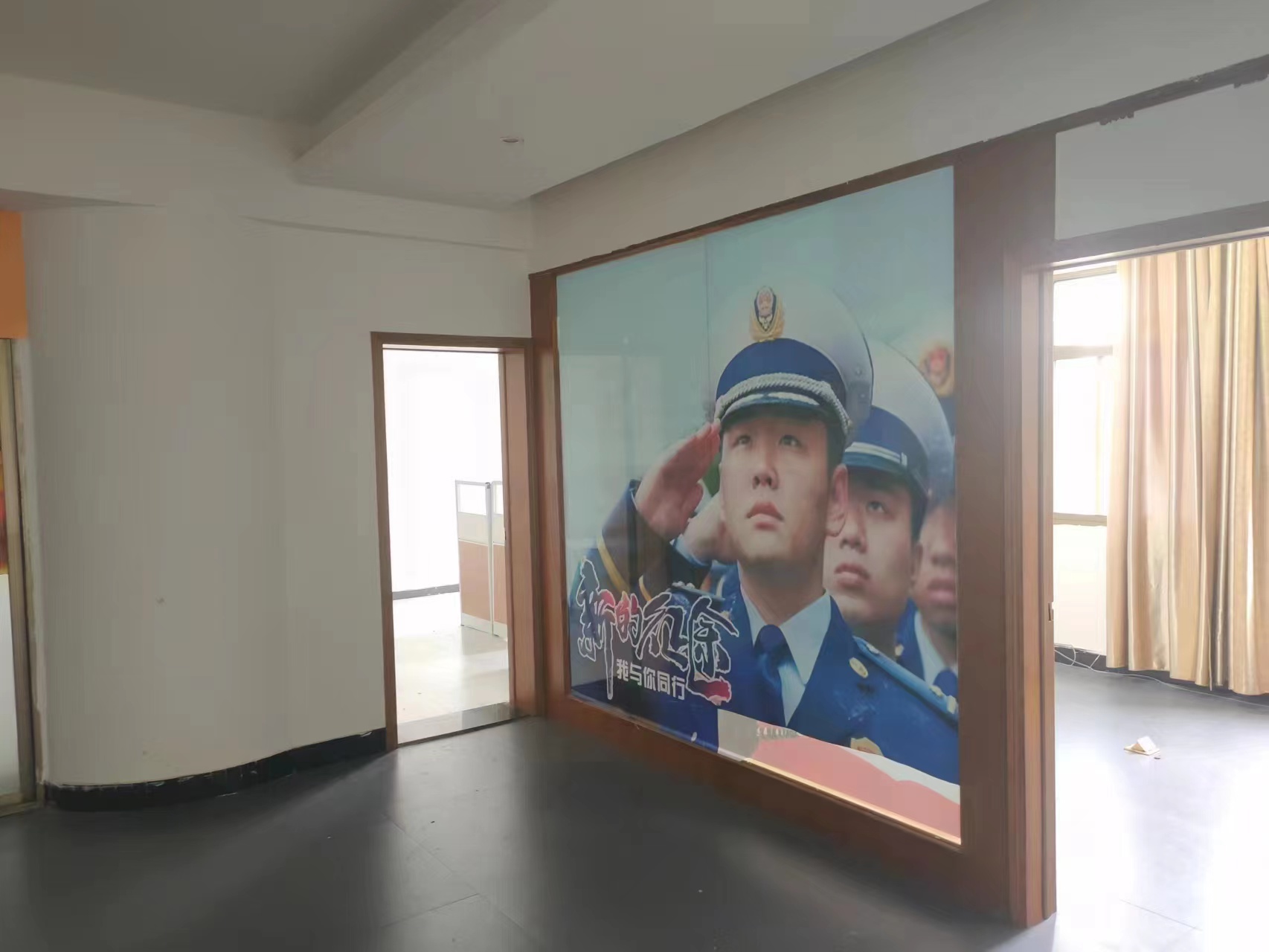 百花好望角   251.0㎡     3200.00元/月室内图