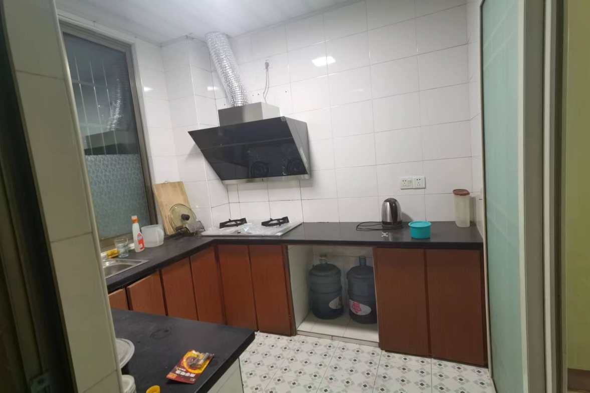 佳宁娜小区（梓山湖小区）  3室2厅2卫   1600.00元/月室内图