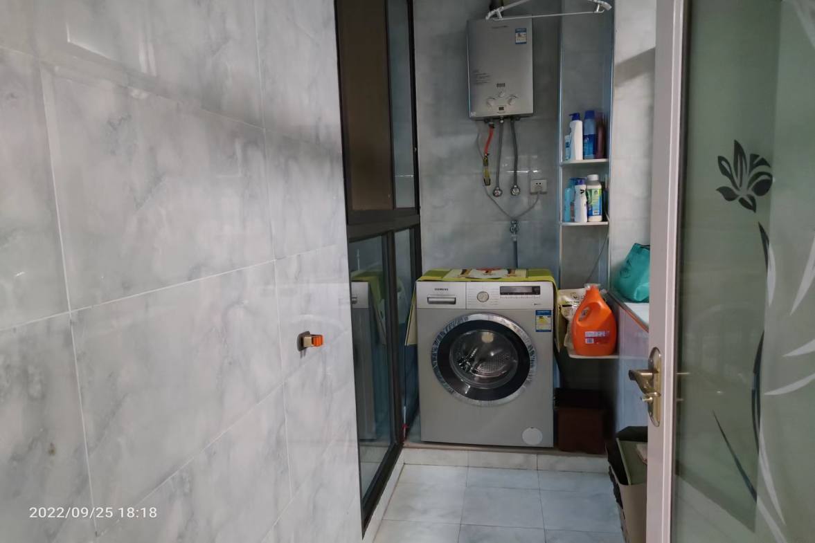 湾田家园  3室2厅2卫    93.8万 湾田家园  3室2厅2卫    93.8万室内图